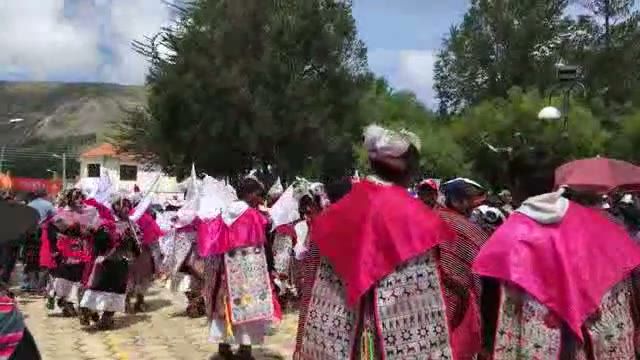 Danzantes tradicionales en el Pujllay de Tarabuco